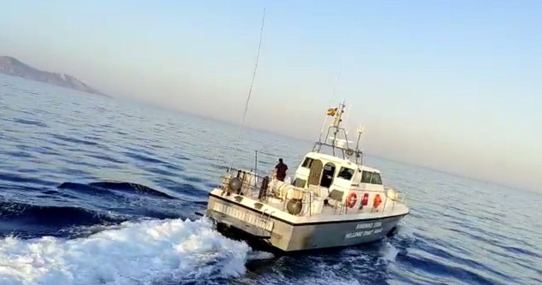 Aydın’da Yunan ekiplerden Türk balıkçı teknesine taşlı taciz