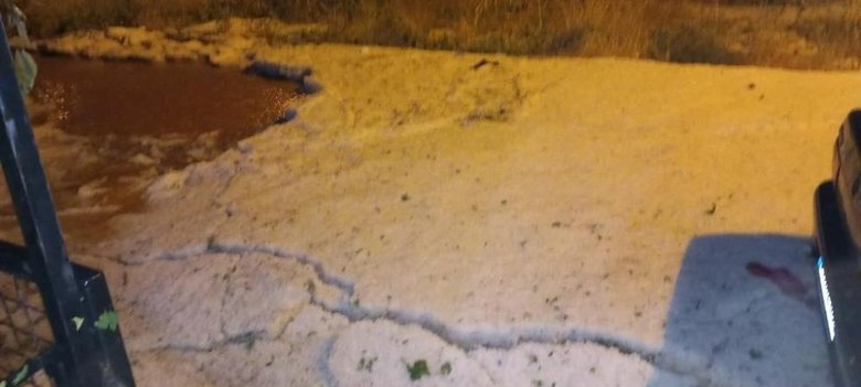 Uşak’ta etkili olan dolu yağışı mahalle sakinlerini korkuttu