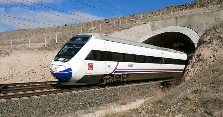 ’Manisa-Ankara arası 2024’te 3 saate iniyor’