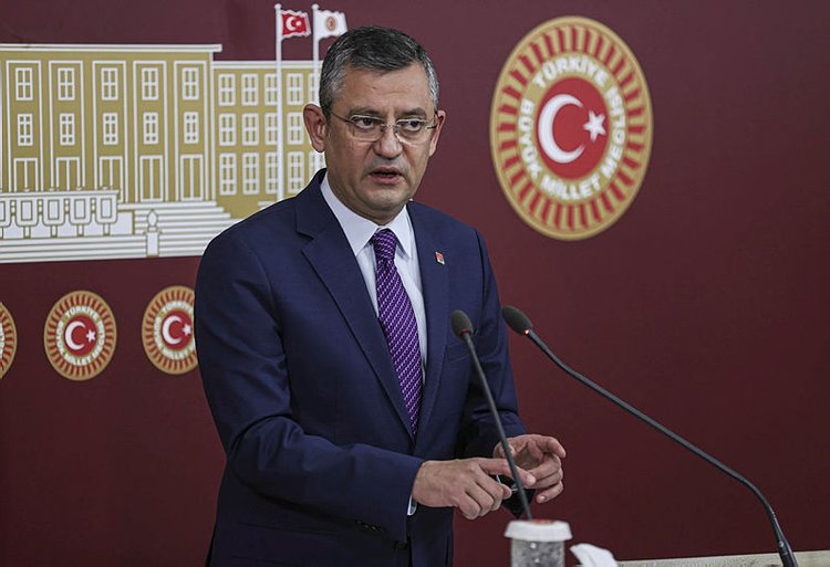 Erdoğan’dan İl Başkanları toplantısında CHP’li Özgür Özel’e sert tepki