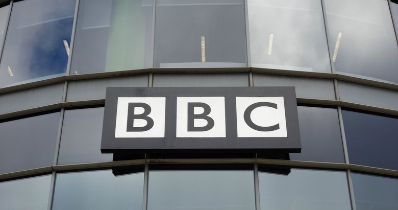 BBC’de yetkililerin istifaları sürüyor