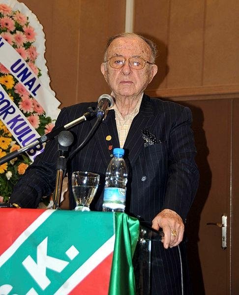 Yaşar Holding kurucusu Selçuk Yaşar vefat etti