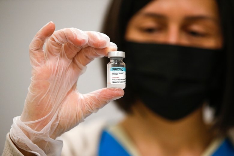 TURKOVAC, Omicron’a karşı koruyuculuk sağlıyor mu? Bilim Kurulu üyesi açıkladı