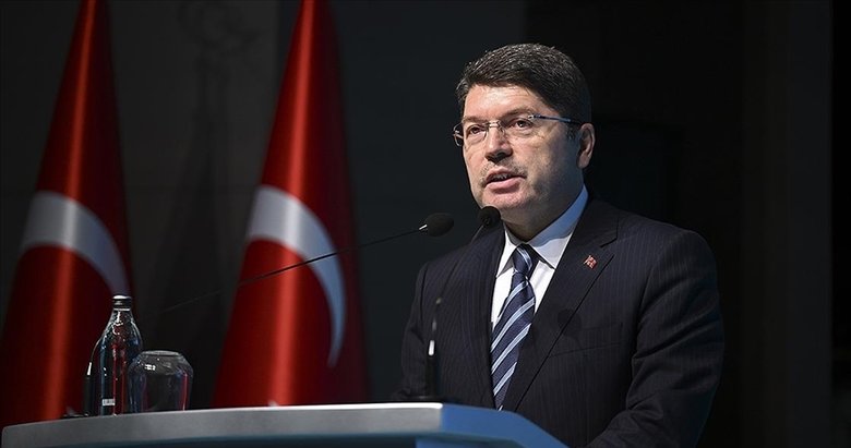 Bayrak provokasyonunda 14 gözaltı