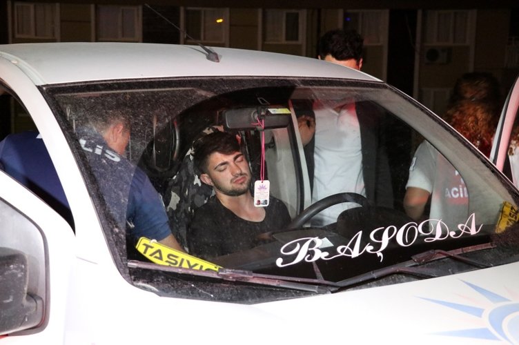 İzmir’de akılalmaz olay! El frenini çekmeyi unutup uyuyunca...