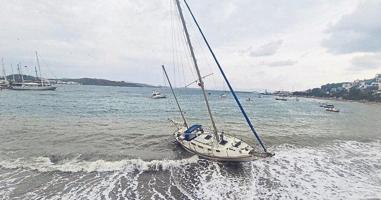 Ege’yi fırtına vurdu