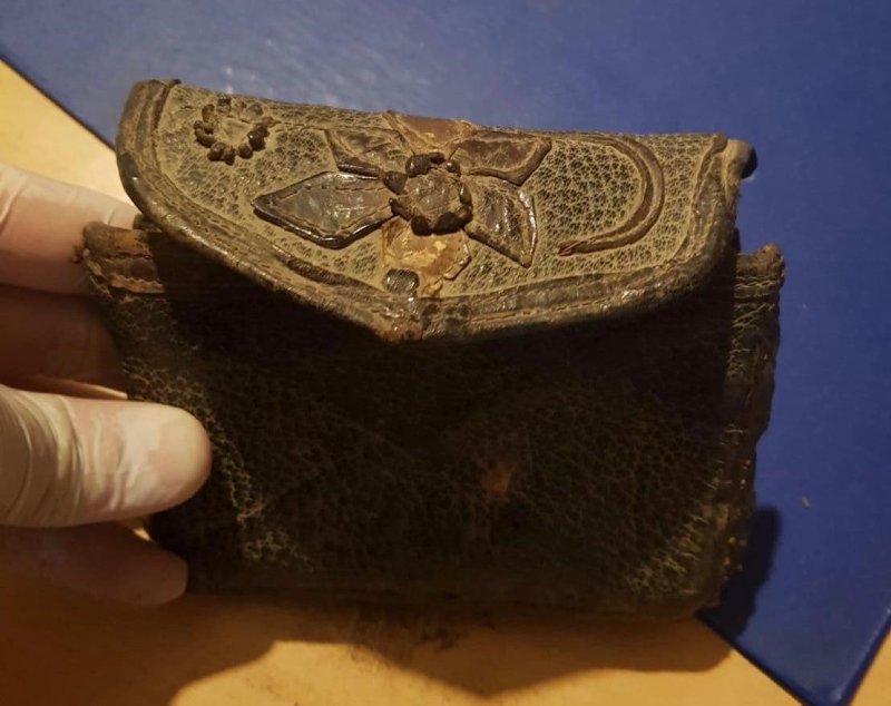 Muğla’da ceylan derisi ciltli 900 yıllık el yazması Kur’an ele geçirildi