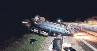 Yola fırlayan köpek kazaya neden oldu