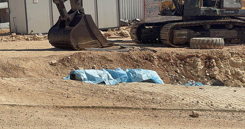 Türkiye’ye düşen füze imha edildi