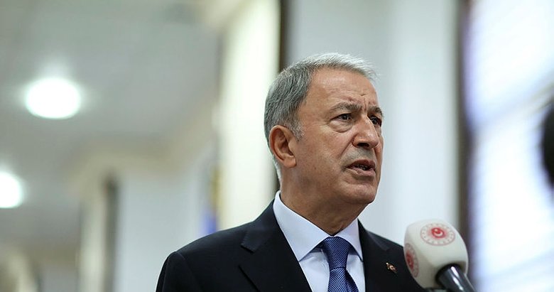 Bakan Akar: Foça’da herkes işinde gücünde