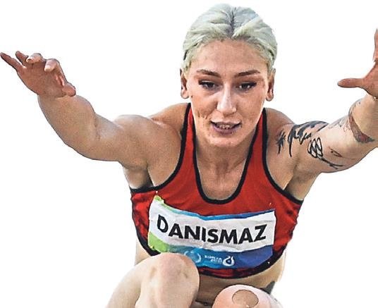 Madalya şov sürüyor