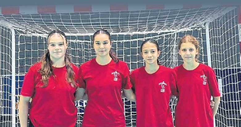 Manisa BBSK’nın milli sevinçleri