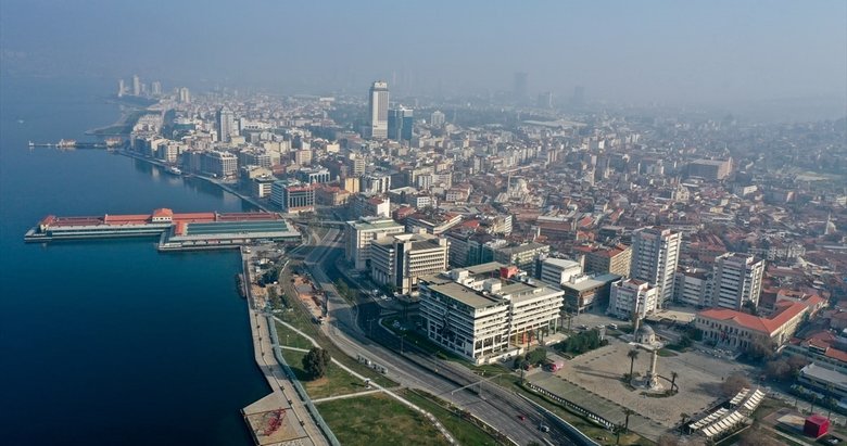 İzmir Valiliği duyurdu: Bayramda ağır vasıtalara kısıtlama