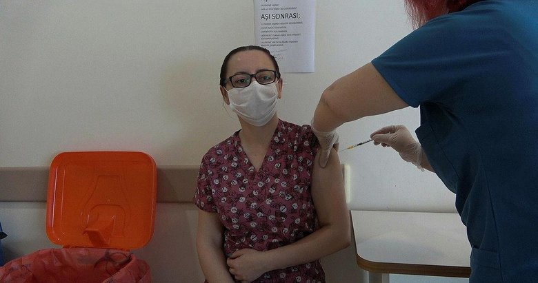 Üçüncü doz aşılama başladı! İşte 5 soruda tüm merak edilenler