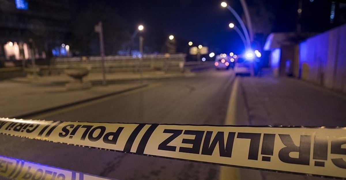 Manisa'da bıçaklı kavga: 1 ölü