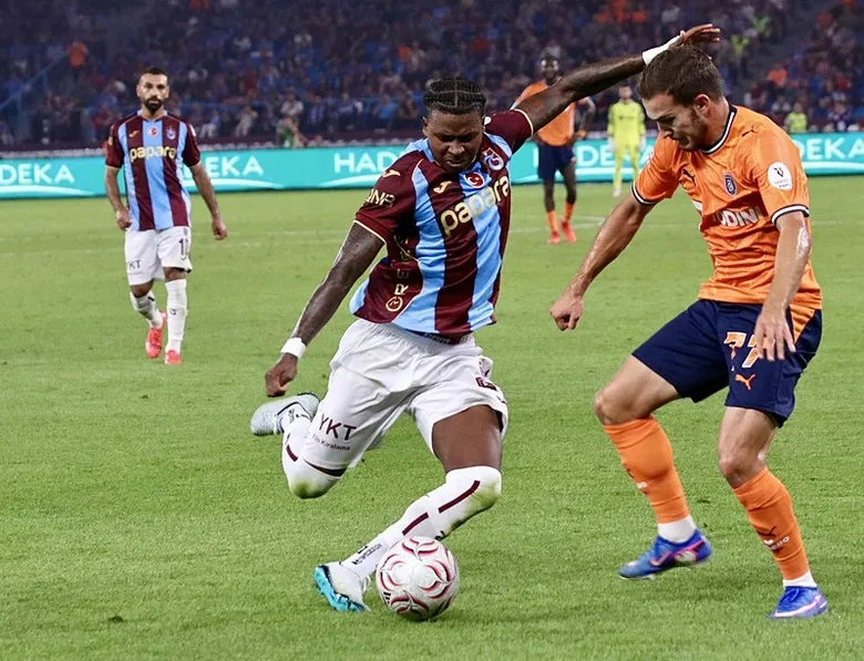 ferencvaros-trabzonspor-maci-ne-zaman-saat-kacta-trabzonspor-maci-hangi-kanalda-salah-oynayacak-mi-1787815295060.jpeg