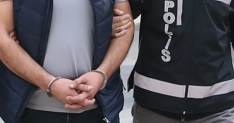 İzmir’de şafak baskını! Zehir tacirleri enselendi