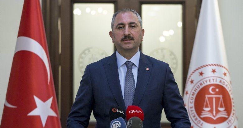 Koronavirüs zirvesi sonrası Adalet Bakanı Gül’den flaş açıklamalar