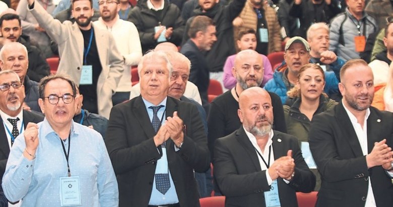 Büyük Altay’da kongre günü