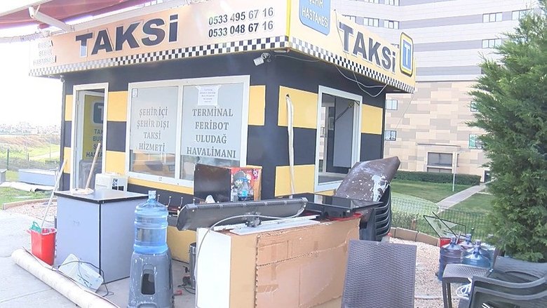 bursada-taksi-duragini-yerle-bir-etmisti-saldirinin-sebebi-soke-etti-1770281950682.jpeg