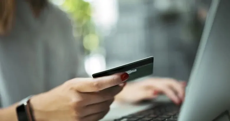 Merkez Bankası kredi kartı faiz oranlarını düşürdü