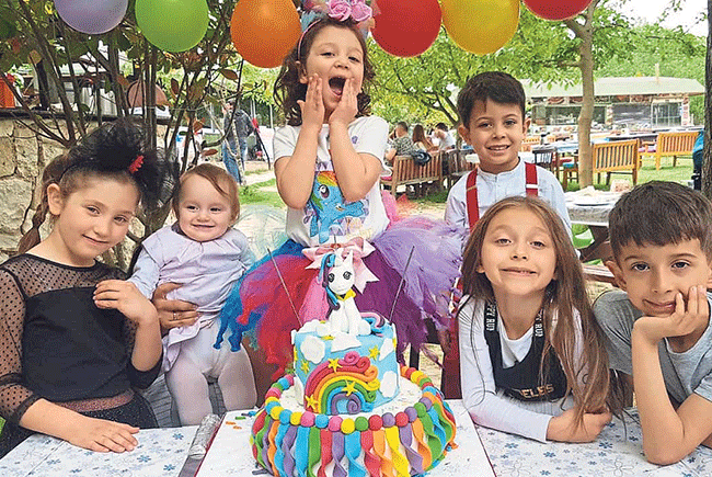 Şeker hamurlu pasta yapmayan kalmasın!