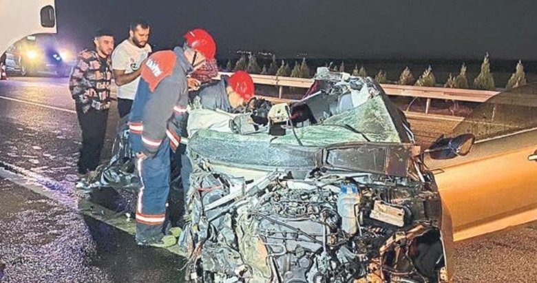 Manisa’da TIR’la araç çarpıştı: 1 ölü