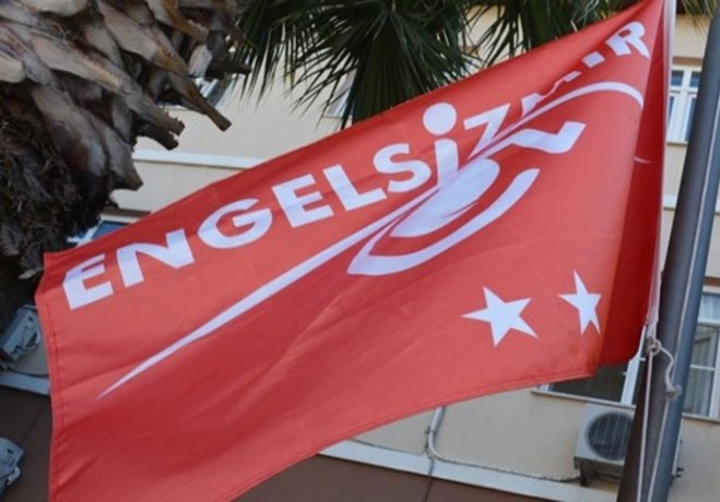 Izmir De Uc Hastaneye Kirmizi Bayrak Kent Haberleri Haberleri