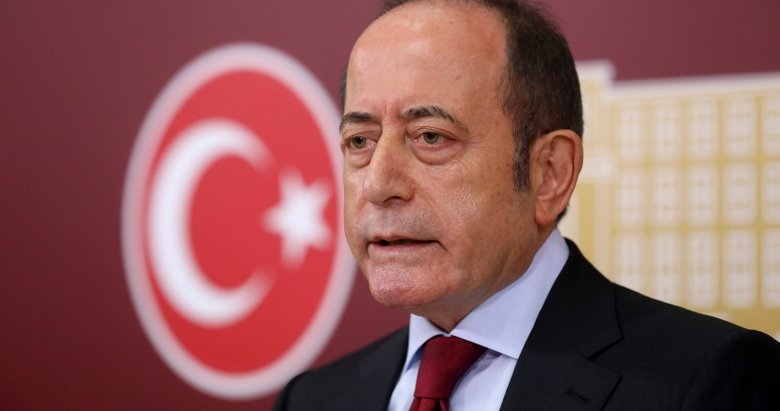 CHP Genel Sekreteri Akif Hamzaçebi, görevinden istifa etti