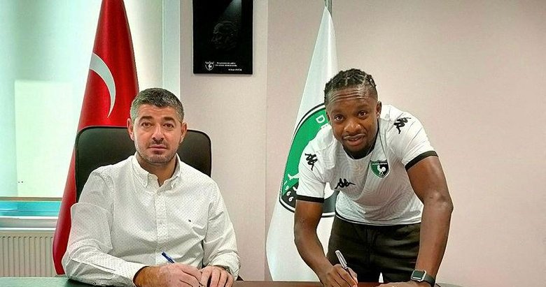 Denizlispor’da imzalar peş peşe atıldı