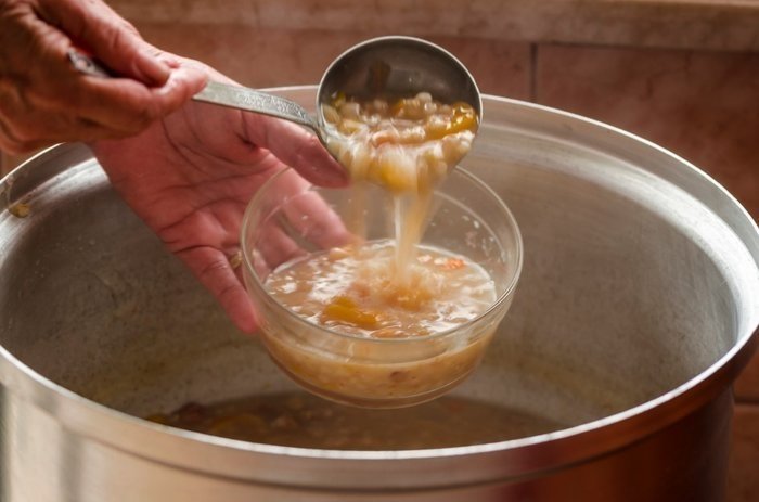 Aşure günü nedir? Aşure günü hangi ibadetler yapılmalı?