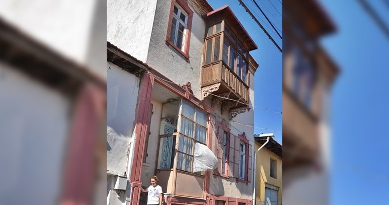 Evine 3 milyon euro veren Yunan’a tokat gibi cevap: Yunan bayrağı dalgalanamaz
