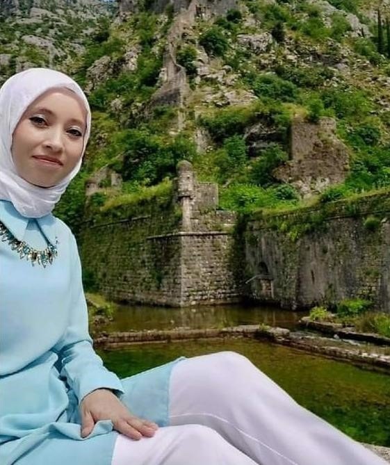 Saldırıyı önlemek isterken öldürülen Merve son yolculuğuna gelinlikle uğurlandı