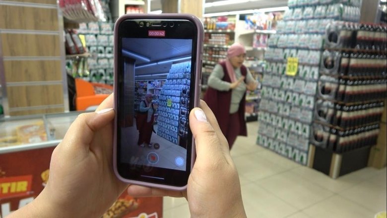 Kayıp olarak aranıyordu... Marketteki dansıyla tanınan kadından iyi haber!