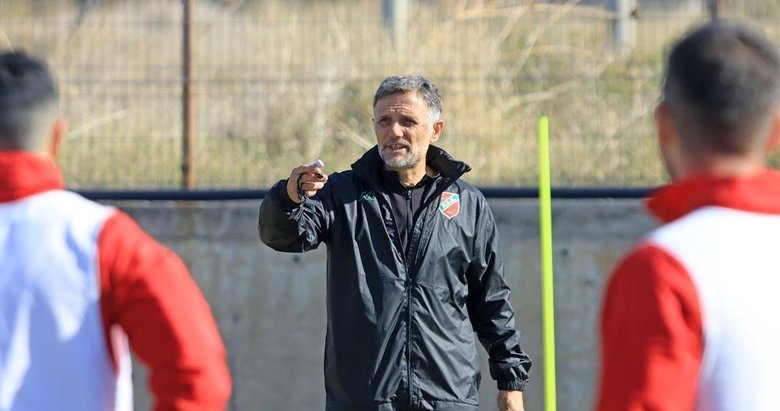 Karşıyaka’da göreve gelen Recep Umut’tan açıklama: Elimizden gelenin fazlasını yapacağız