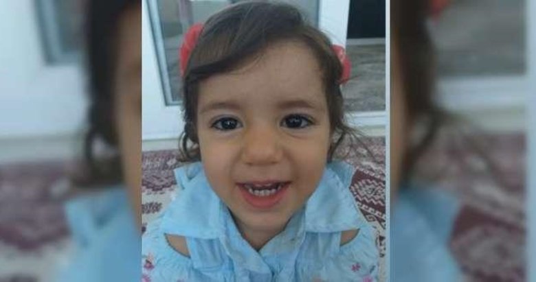 4 yaşındaki kız kazada, teyzesi de taziyede kalp krizi geçirerek hayatını kaybetti