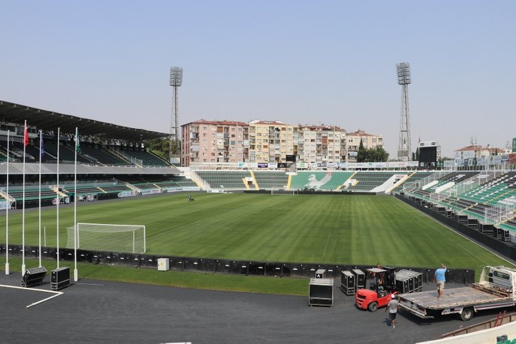 Denizli Atatürk Stadı sezona hazır