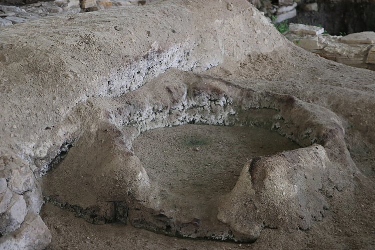 3 bin 500 yıl önceki volkanik patlamanın izleri Çeşme’deki kalıntılarda