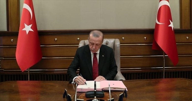Başkan Erdoğan 12 üniversiteye rektör atadı