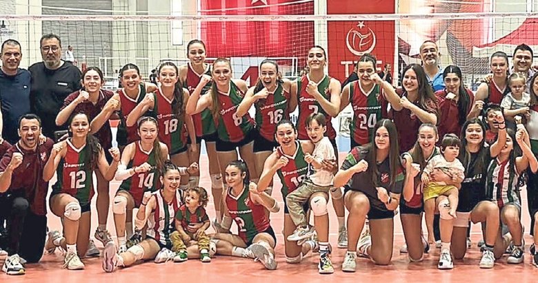 KSK’ye iki kupa birden