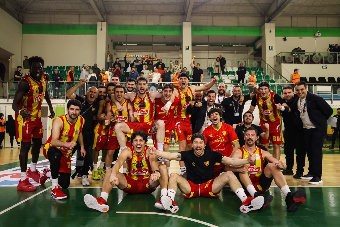 Göztepe potada yarı final kapısını araladı