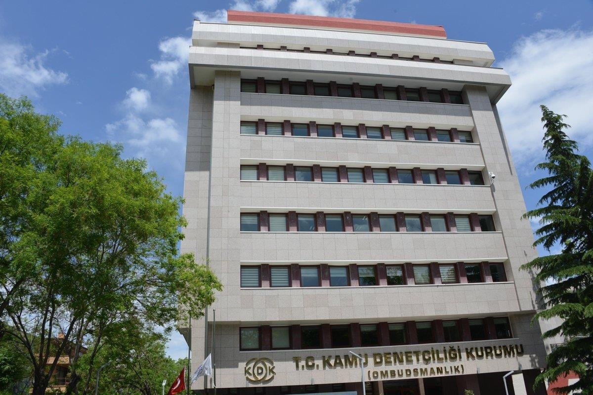 Kamu Denetciligi Kurumu Kdk Uzman Yardimcisi Alimi Yapacak Ekonomi Haberleri