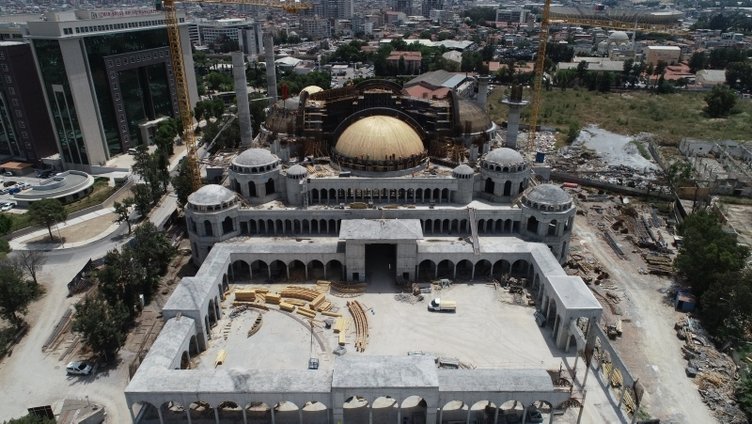 İzmir Konak’taki Ulu Cami’de çalışmalar sürüyor! Ege Bölgesi’nin en büyüğü olacak!