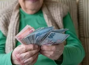 Temmuz zammı için geri sayım başladı! 20 bin TL maaş alan emeklinin cebine ne kadar girecek? İşte 3 zam senaryosu ve refah payı hesabı...