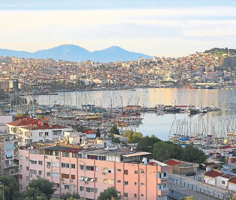 tatil-ve-eglencenin-baskenti-kusadasi-1785522439928.jpeg