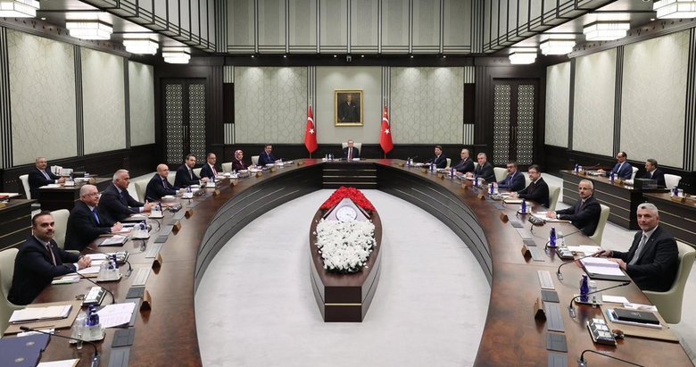 Kabine yarın toplanıyor! Masada asgari ücret ve Gazze var