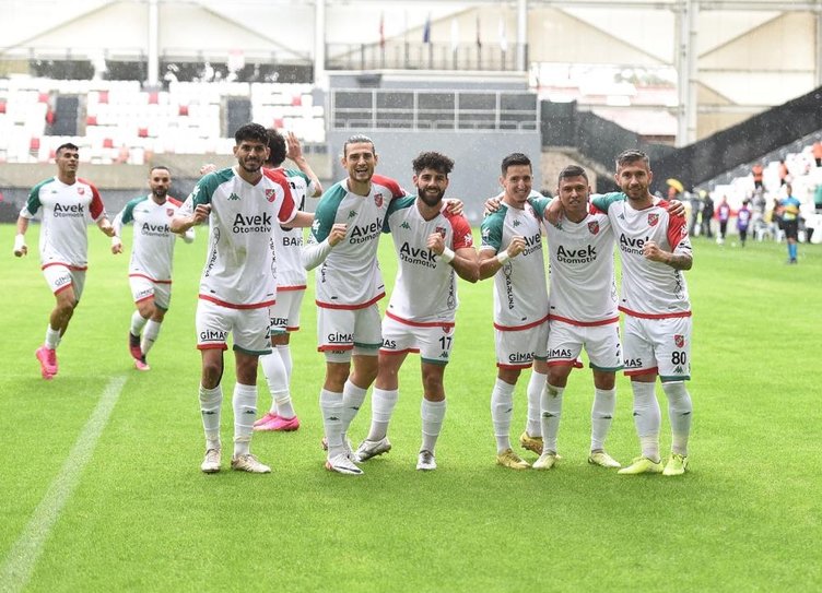 İzmir kulüplerinde teknik direktör istikrarsızlığı! 5 takım da yollarını ayırdı