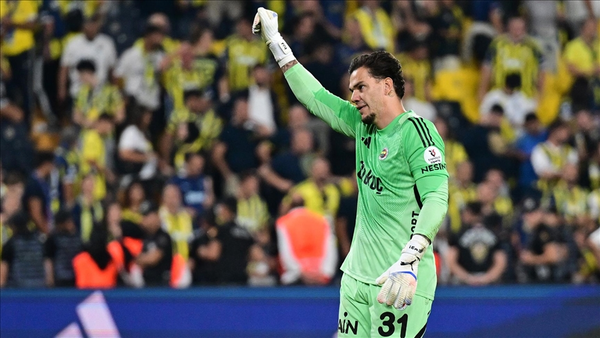 alabilecegi-en-yuksek-tazminati-almak-istiyor-edersondan-fenerbahceye-sok-ustune-sok-1777464902542.png