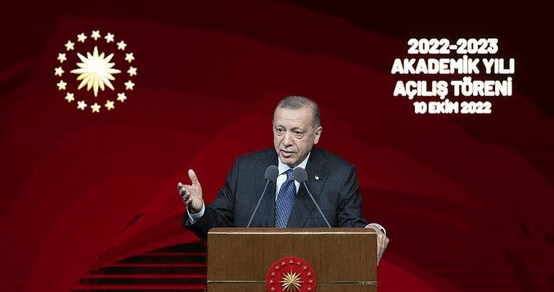 Başkan Erdoğan’dan Kılıçdaroğlu’na başörtüsü tepkisi: Senin yanında hiç hukukçu yok mu?