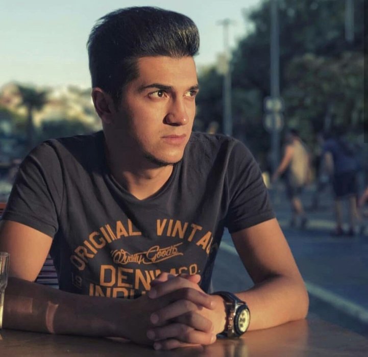 Ünlü Youtuber Emre Özkan yangında hayatını kaybetti
